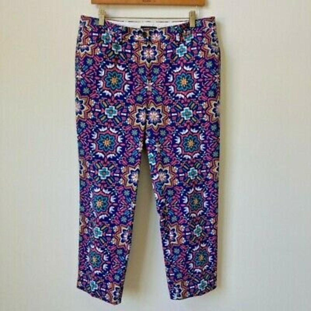 Lands End Chino Pants Women Size 10 Straight Leg 11" Rise Bright Colorful Aztec